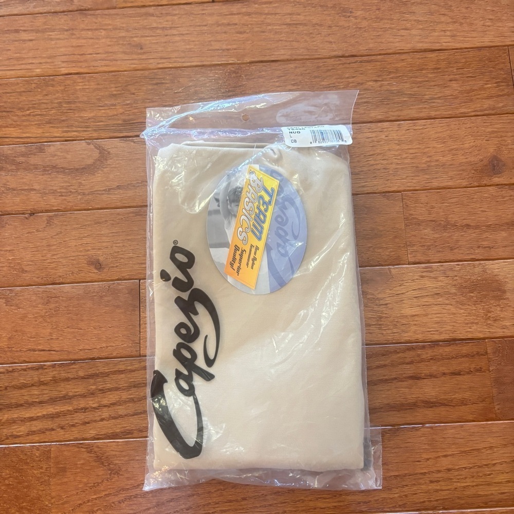 NWT kids Capezio leotard size L - Picture 2 of 5